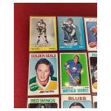 (23) Vintage Hockey Cards