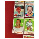 (23) Vintage Hockey Cards