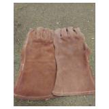 Lightly Used Mens XL Leather Gloves