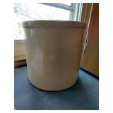 Unmarked Crock - Like New