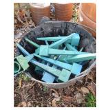 (25) Watering Spikes