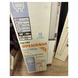 (6) Boxes Of Fluorescent Bulbs