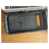 Phone Cases: Otterbox +