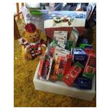 Christmas Bulbs & Decor