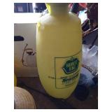 (4) Sprayers - One is NIB