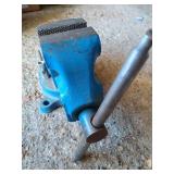 Heavy Duty Yost Mfg. Bench Vise