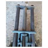 Vintage Heavy Duty Woodworking Vise