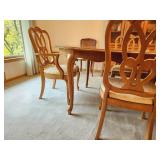 Elegant Vintage Thomasville Dining Set