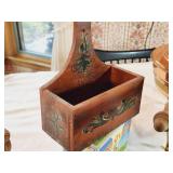 Vintage Kitchen/Dining Accessories & Decor