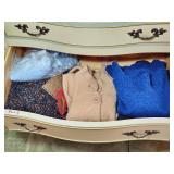 Dresser Contents Lot