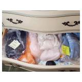 Dresser Contents Lot