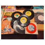 Vintage RCA Record Player w/ Records