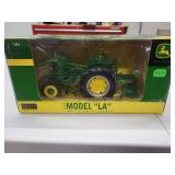 John Deere 1942 Model 