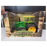 John Deere 200th Birthday 4520 Tractor with Cab 1/16