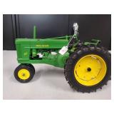John Deere Model 60 Tractor 1/16 Scale