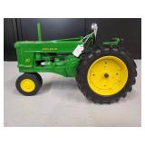 John Deere Model 70 Tractor 1/16 Scale