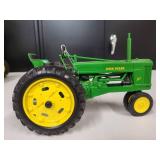John Deere Model 50 Tractor 1/16 Scale