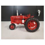 McCormick Farmall Model M Tractor 1/16 Scale