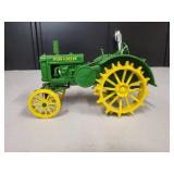 John Deere General Purpose Tractor 1/16 Scale