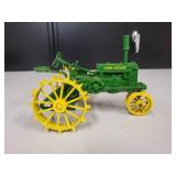 John Deere General Purpose Wide Tread Tractor 1/16 Scale