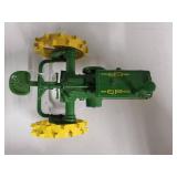 John Deere General Purpose Wide Tread Tractor 1/16 Scale