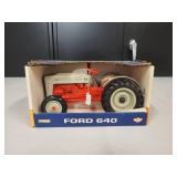 Ford Model 640 Tractor 1/16 Scale