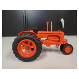 Case Model DC Tractor 1/16 Scale