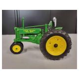 John Deere General Purpose Tractor 1/16 Scale