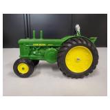 John Deere Model R Tractor 1/16 Scale