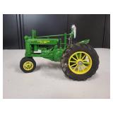 John Deere Model G Tractor 1/16 Scale