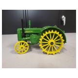 John Deere Model D Tractor 1/16 Scale