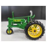 John Deere General Purpose Tractor 1/16 Scale