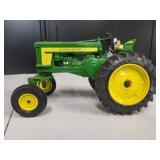 John Deere Model 720 Tractor 1/16 Scale