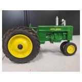 John Deere Model MT Tractor 1/16 Scale