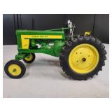 John Deere Model 620 Tractor 1/16 Scale