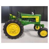 John Deere Model 620 Tractor 1/16 Scale