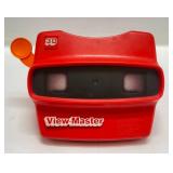 Vintage View-Master With View-Master Reels Including Dracula, Korg & More