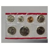 US Mint Set 1981 Unciruclated - 13 Coins -P and D Mint
