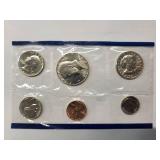 US Mint Set 1981 Unciruclated - 13 Coins -P and D Mint