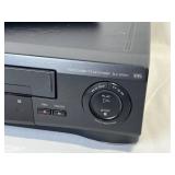 SONY VHS Video Cassette Recorder (Model SLV-679HF) with Remote