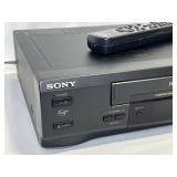 SONY VHS Video Cassette Recorder (Model SLV-679HF) with Remote