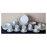 Mikasa Prelude Dish Set