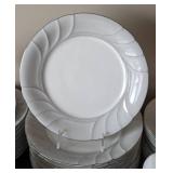 Mikasa Prelude Dish Set