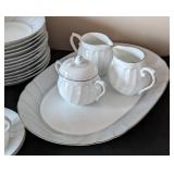 Mikasa Prelude Dish Set