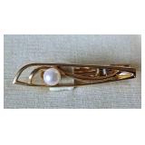Mikimoto Tokyo Pearl and 14k Gold Tie Clip