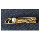 Mikimoto Tokyo Pearl and 14k Gold Tie Clip