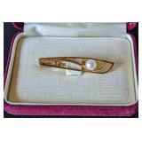Mikimoto Tokyo Pearl and 14k Gold Tie Clip