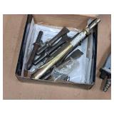 Performance Tool Air Hammer with Chisel Bits