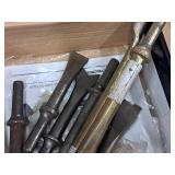 Performance Tool Air Hammer with Chisel Bits