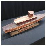 ~VINTAGE~ WOODEN FOLK ART BOAT